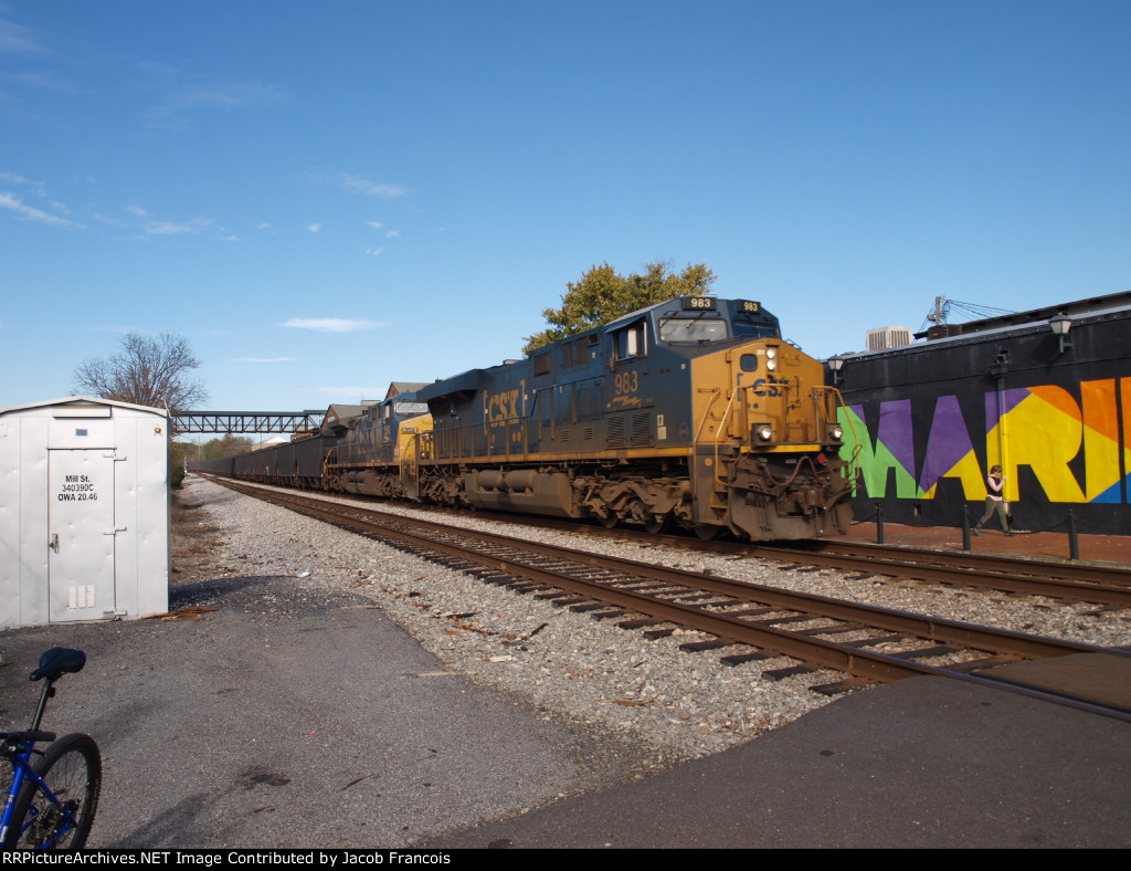 CSX 983